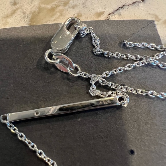 Brilliant Earth Authentic natural diamonds studs and necklace white gold - Picture 2 of 4